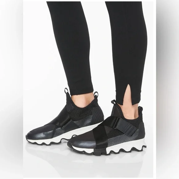 Athleta Mercer Leggings - Picture 2 of 7